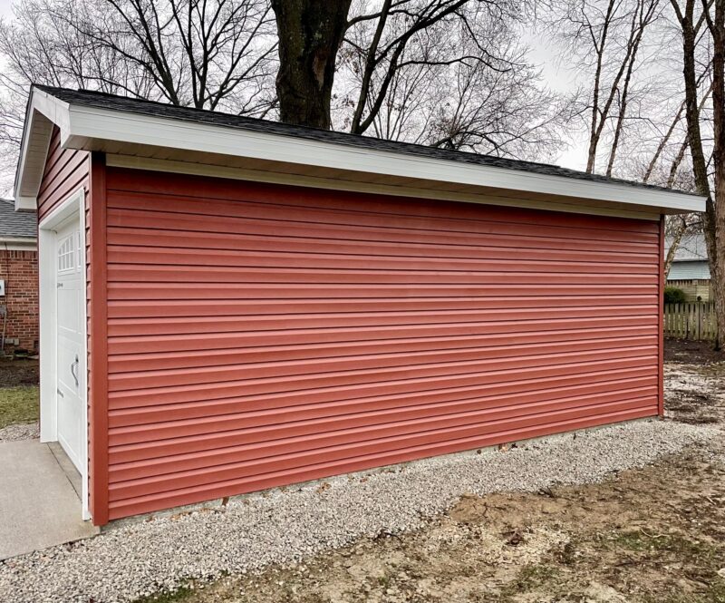 #U0329 – Garage in Terre Haute