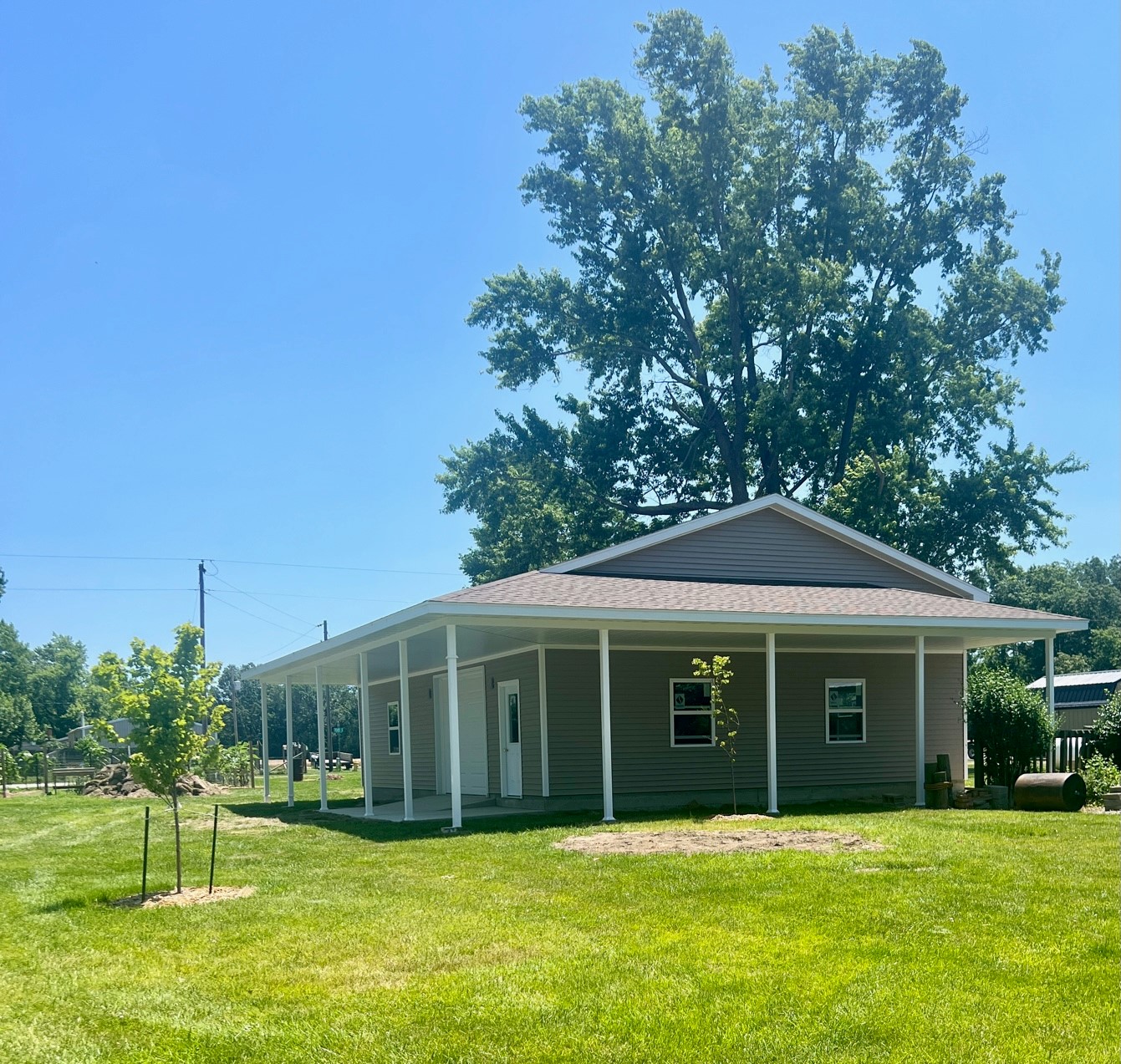 X0045 – 30′ x 40′ Garage in Neoga