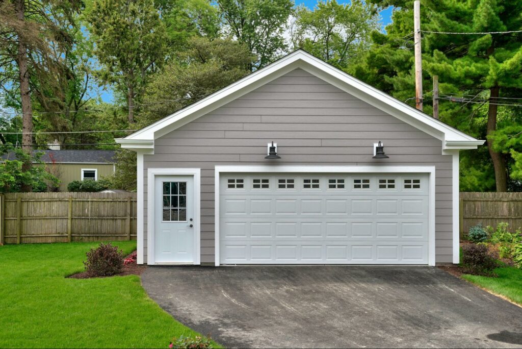 detached-garage-to-increase-home-value