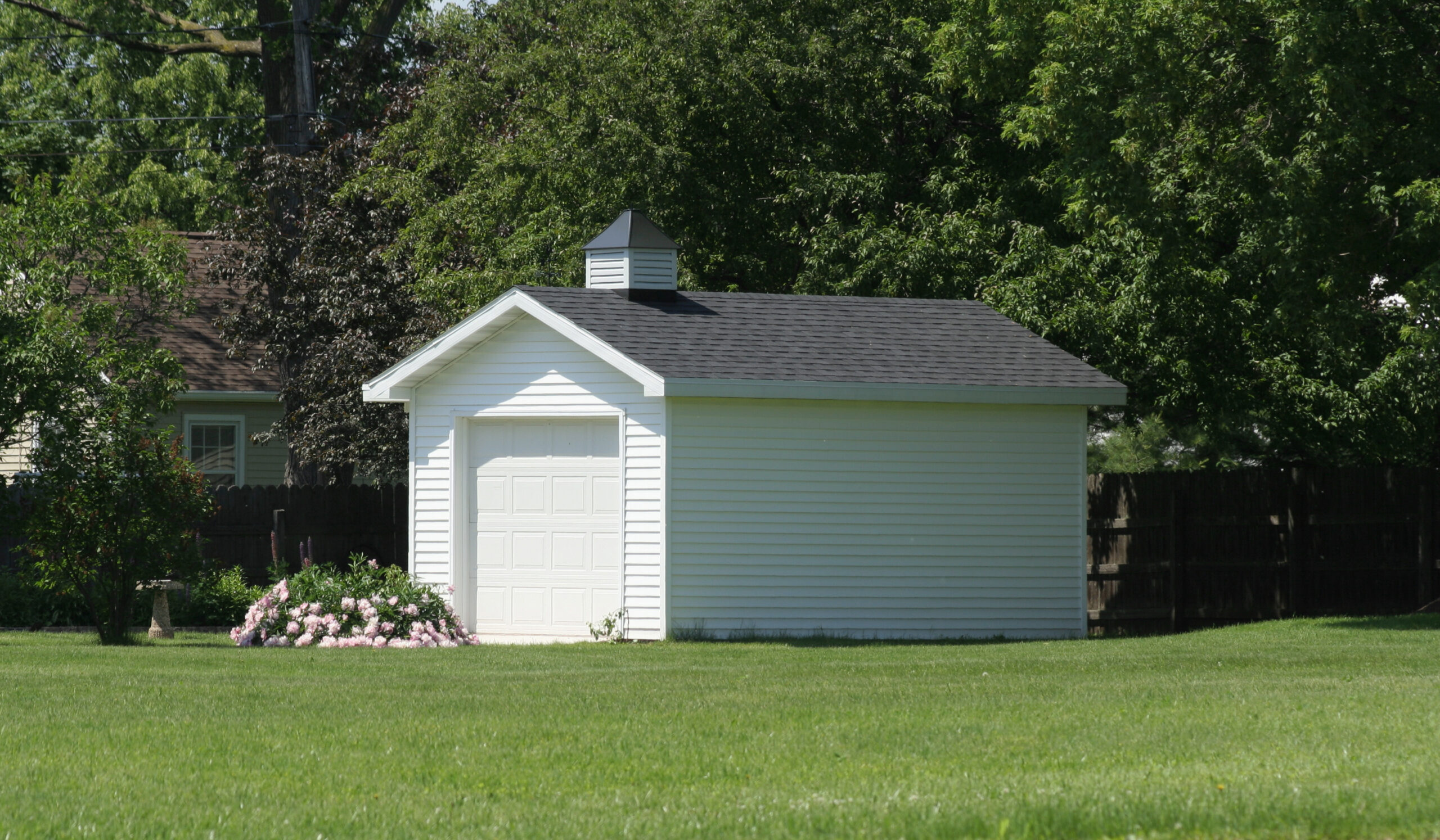 garage-in-fall